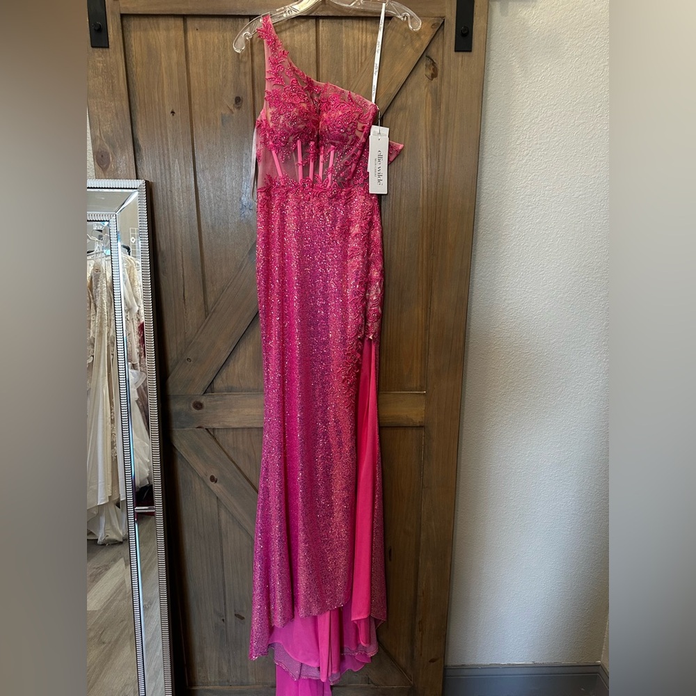 NEW Ellie Wilde Mon Cheri Hot Pink Prom Dress Size 0